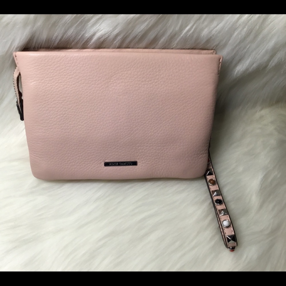 NWT_vince camuto pink Leather cross body wristlet - Picture 2 of 6